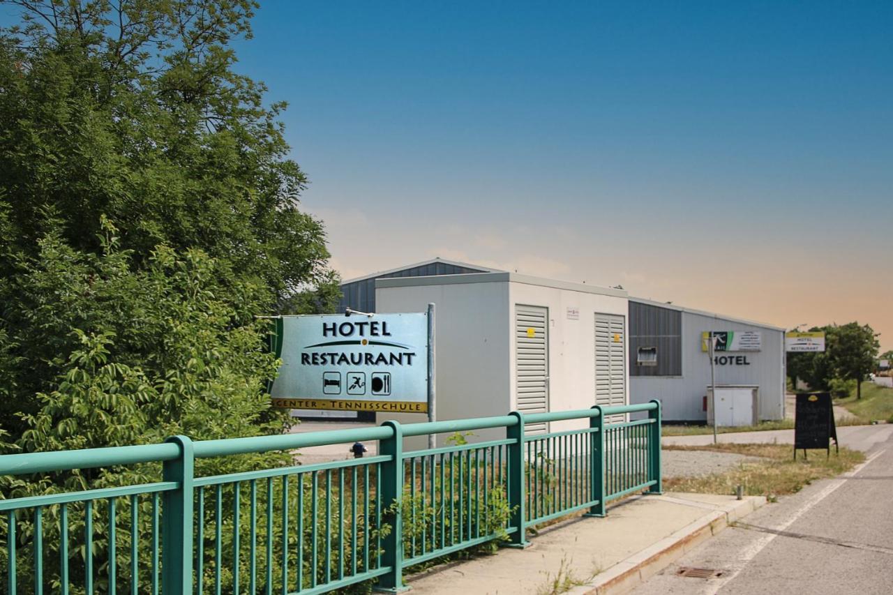 Hotel Khail Maria Lanzendorf Eksteriør billede