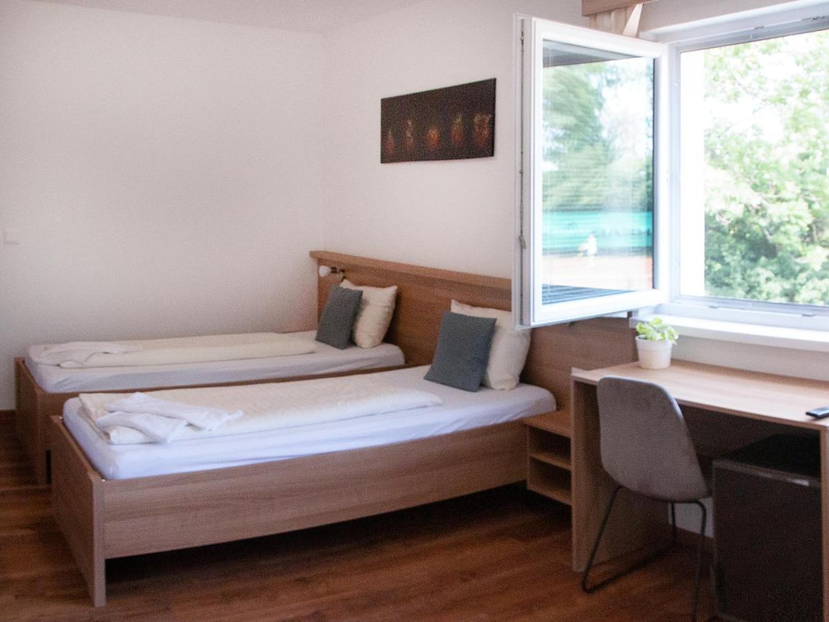Hotel Khail Maria Lanzendorf Eksteriør billede